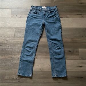 abercrombie & fitch midrise 90s straight jeans – size 25, dark wash